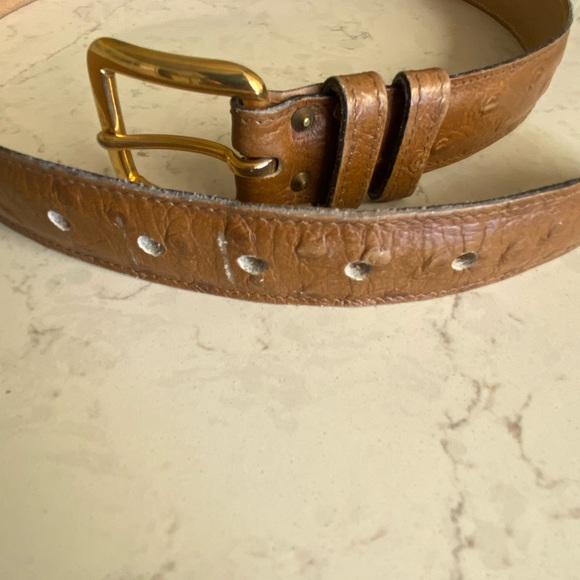 Anne Klein belt. - Picture 6 of 6